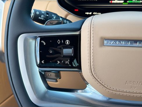 New 2026 Land Rover Range Rover SE AWD/4WD image 39