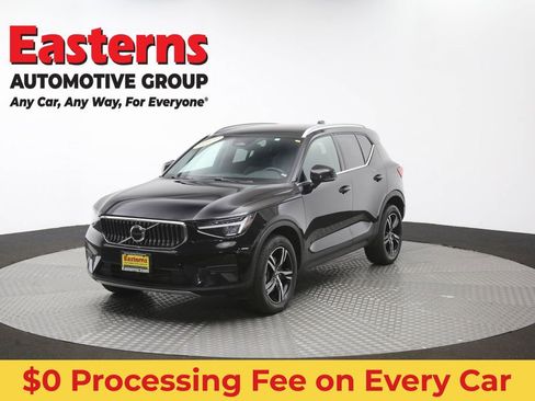 Used 2024 Volvo XC40 B5 Core AWD/4WD image 55
