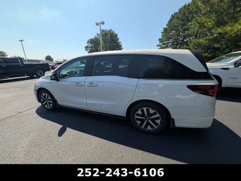 Used 2025 Honda Odyssey EX-L image 10