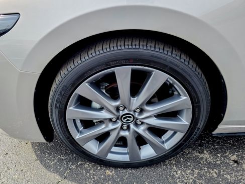 Used 2025 MAZDA MAZDA3 s image 13