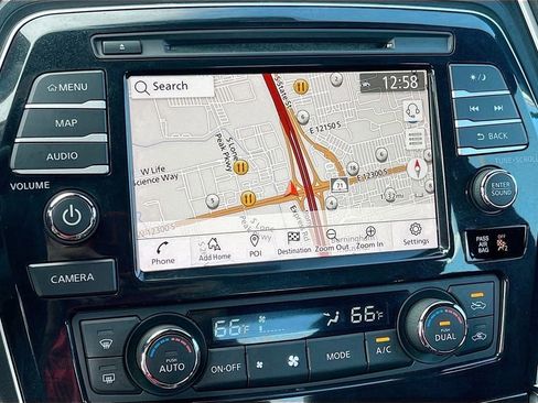 Used 2023 Nissan Maxima SR w/ Sport Mat Group FWD image 13