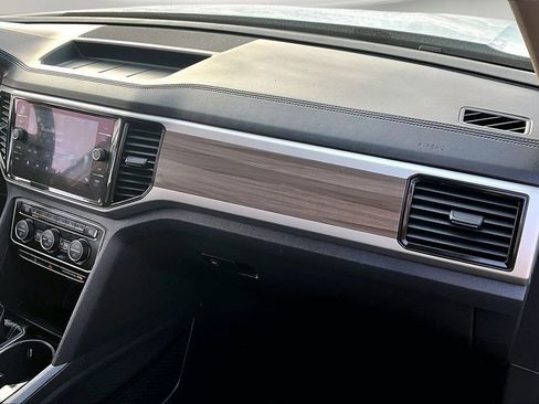 Used 2022 Volkswagen Atlas SEL image 28