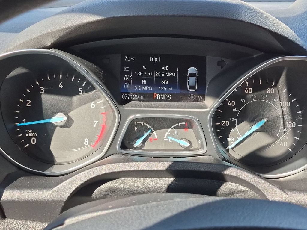 Used 2017 Ford Escape SE w/ Equipment Group 201A AWD/4WD image 22