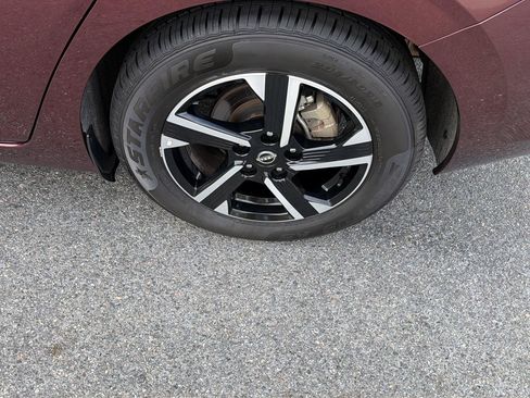 Used 2025 Nissan Sentra SV FWD image 36