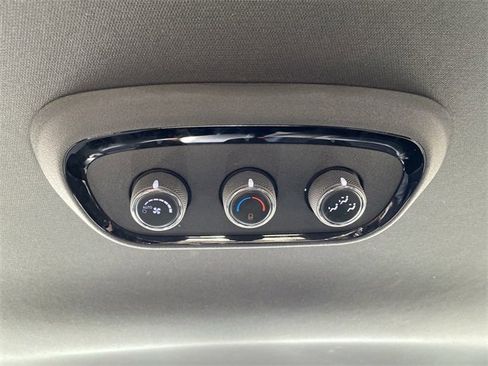 Used 2022 Dodge Durango GT image 33