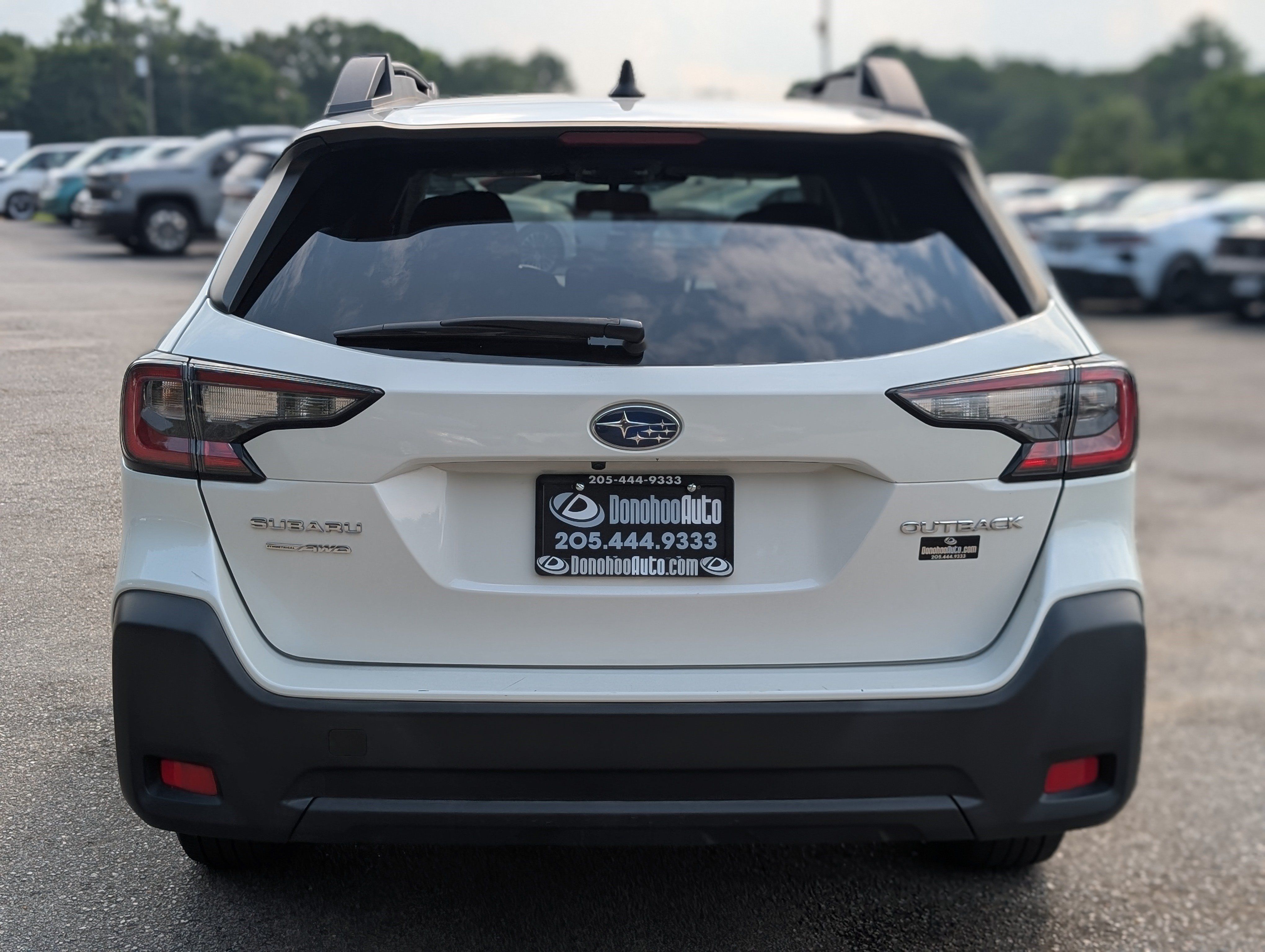Used 2023 Subaru Outback Premium AWD/4WD image 8