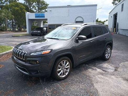 Used 2016 Jeep Cherokee Limited FWD image 6