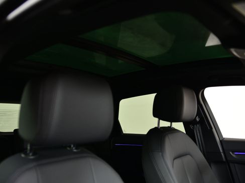 Certified 2025 Audi Q3 2.0T Premium Plus w/ Premium Plus Package image 12