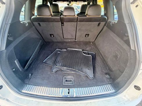 Used 2018 Porsche Cayenne Platinum Edition image 7