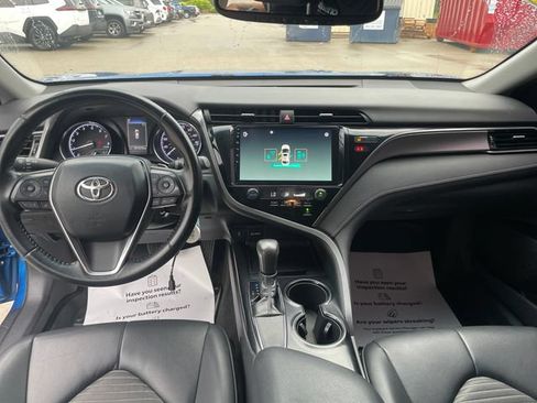 Used 2019 Toyota Camry SE FWD image 22