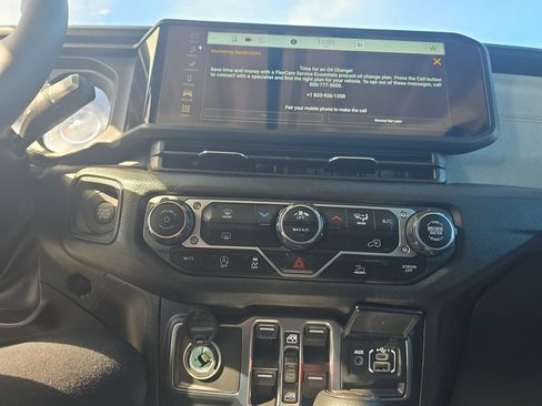 Used 2024 Jeep Wrangler Sport S image 31