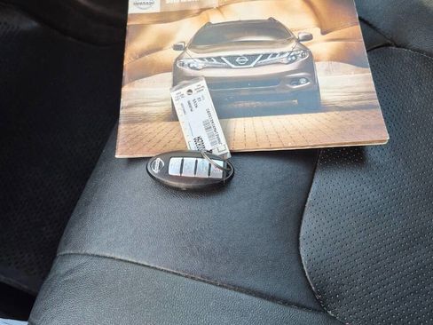 Used 2012 Nissan Murano SL AWD/4WD image 11