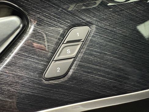 Used 2023 Jeep Grand Cherokee Trailhawk image 13