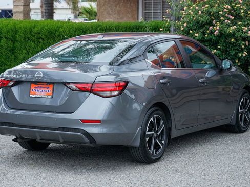 Used 2025 Nissan Sentra SV w/ All-Weather Package FWD image 9
