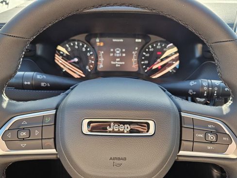 New 2026 Jeep Compass Latitude image 21