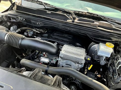 Used 2023 RAM 1500 Big Horn AWD/4WD image 32