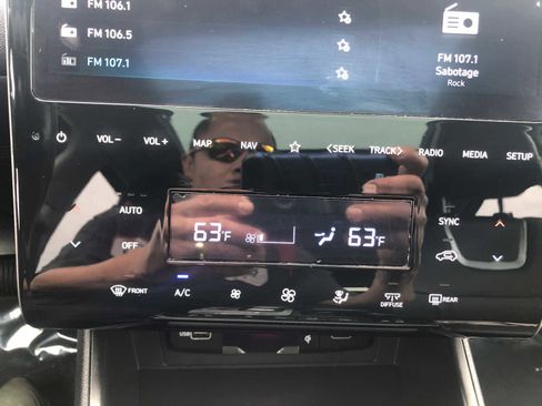 Certified 2024 Hyundai Tucson Limited image 14