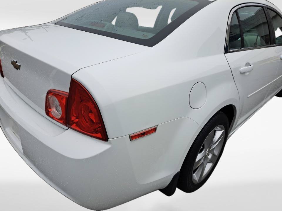 Used 2012 Chevrolet Malibu LS w/ LS Uplevel Package FWD image 18