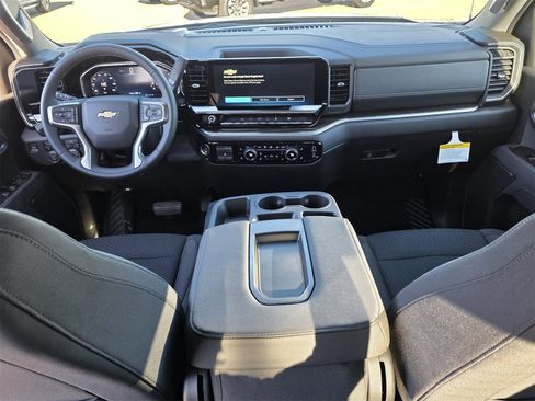 New 2026 Chevrolet Silverado 1500 LT image 7