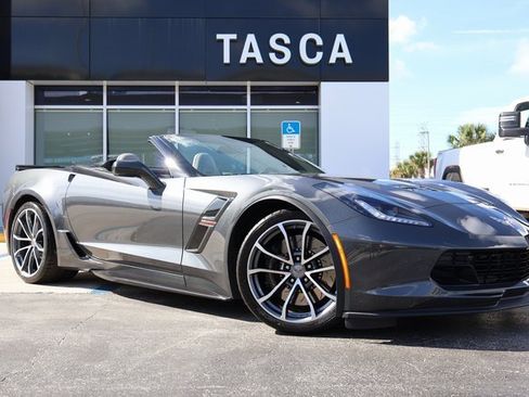 Used 2017 Chevrolet Corvette Grand Sport image 2