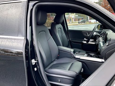 Certified 2025 Mercedes-Benz GLB 250 GLB 250 image 9