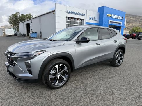 New 2025 Chevrolet Trax RS w/ Driver Confidence Package image 1