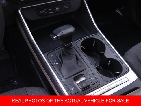 Used 2026 Kia Carnival LX FWD image 12