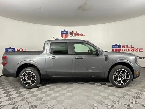 New 2025 Ford Maverick Lariat image 2