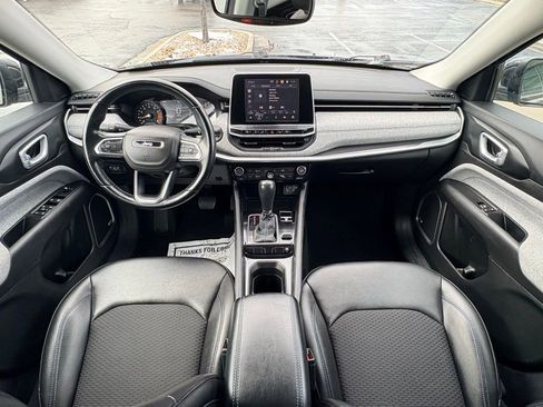 Used 2022 Jeep Compass Latitude w/ Sun and Sound Group image 13