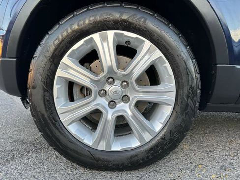 Used 2017 Land Rover Range Rover Evoque SE AWD/4WD image 24