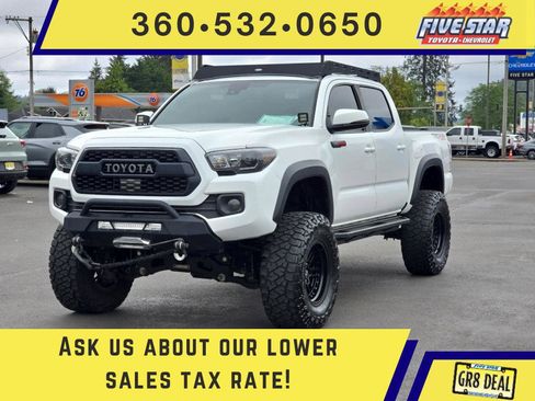 Used 2021 Toyota Tacoma TRD Off-Road w/ Technology Package AWD/4WD image 1