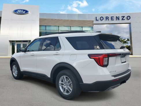 New 2026 Ford Explorer Active w/ Active Comfort Package image 6