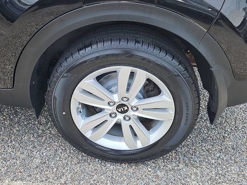 Used 2018 Kia Sportage LX AWD/4WD image 8