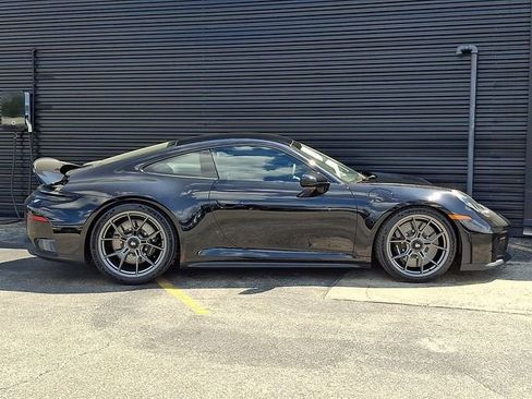 New 2026 Porsche 911 GT3 image 8