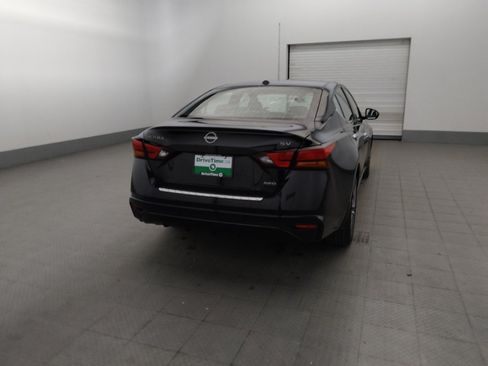 Used 2023 Nissan Altima 2.5 SV AWD/4WD image 7