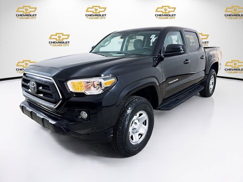 Used 2020 Toyota Tacoma SR5 image 3