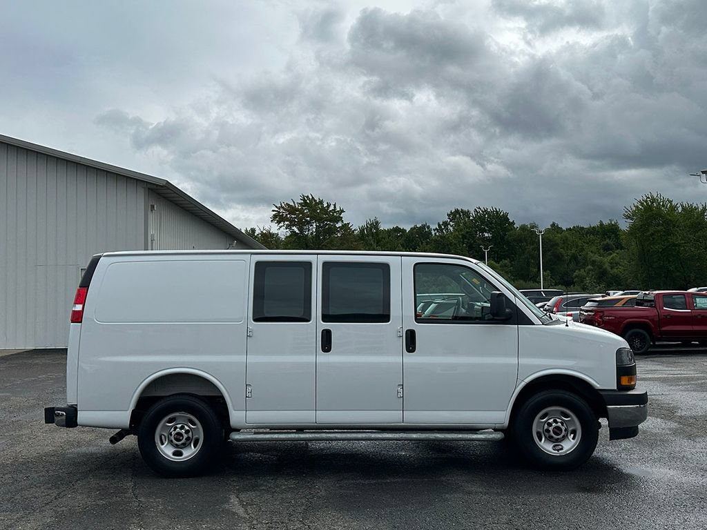 Used 2025 GMC Savana 2500 w/ Driver Convenience Package RWD image 10