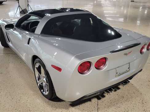 Used 2013 Chevrolet Corvette Coupe w/ 3LT Preferred Equipment Group RWD image 3
