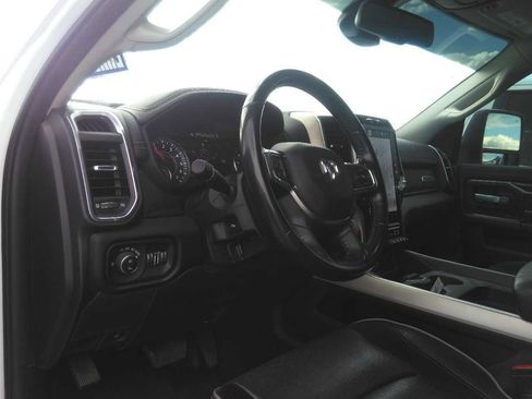 Used 2023 RAM 2500 Laramie AWD/4WD image 6