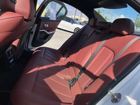 Used 2022 BMW 330i Sedan w/ Driving Assistance Package image 15