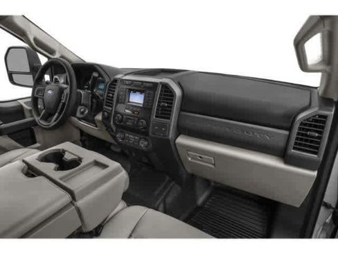 Used 2022 Ford F250 XL w/ Power Equipment Group RWD image 15