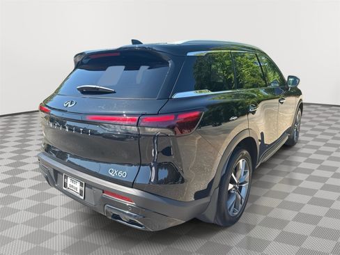 Certified 2025 INFINITI QX60 Luxe AWD/4WD image 6