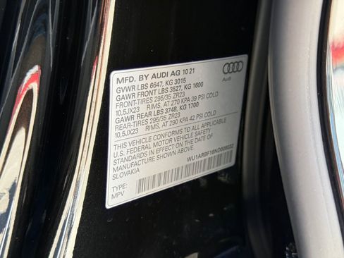 Used 2022 Audi RS Q8 AWD/4WD image 34