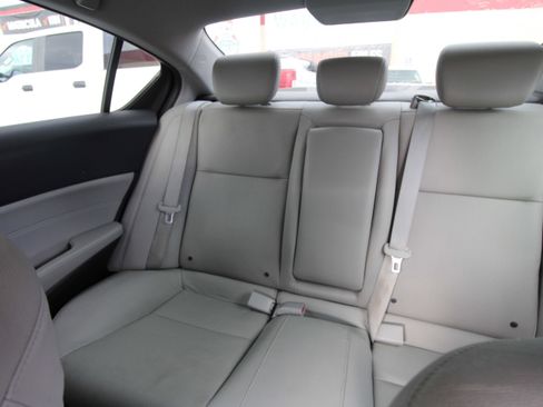 Used 2017 Acura ILX image 21