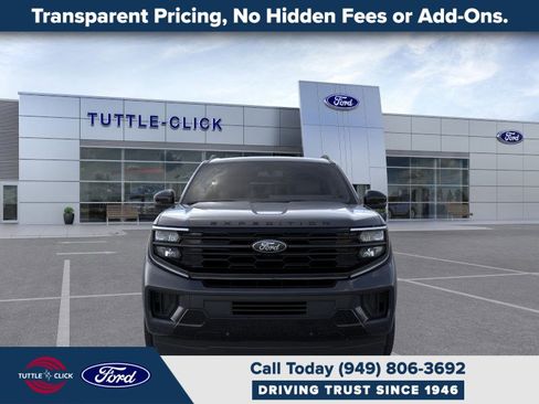 New 2025 Ford Expedition Platinum w/ Stealth Performance Package image 6