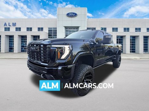 Used 2024 GMC Sierra 2500 Denali Ultimate w/ Max Trailering Package AWD/4WD image 1