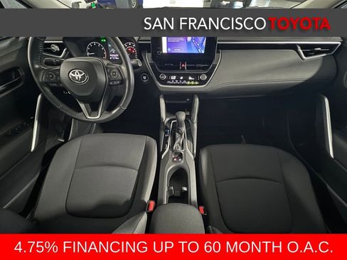 Certified 2023 Toyota Corolla Cross LE image 21