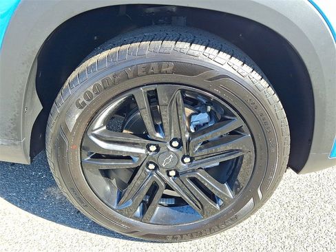 Used 2025 Chevrolet Trax ACTIV w/ Driver Confidence Package image 8