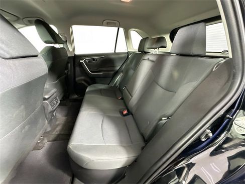Used 2021 Toyota RAV4 LE w/ Carpet Mat Package (TMS) image 23