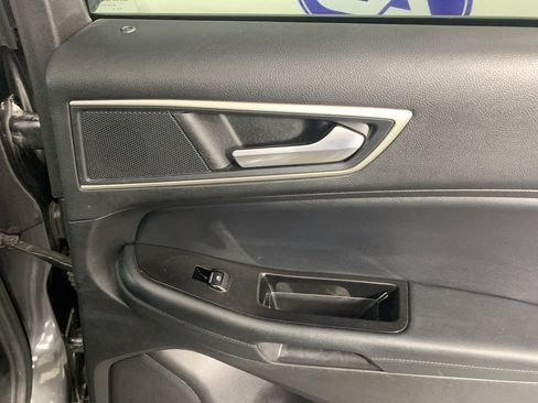 Used 2017 Ford Edge SEL w/ Equipment Group 201A image 39